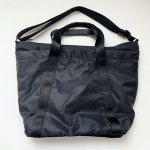 Lululemon Carry The Day Bag